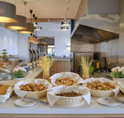 Restaurant_Buffet_11.jpg