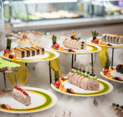 Restaurant_Buffet_12.jpg