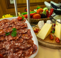 Restaurant_Buffet_12.jpg