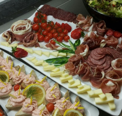 Restaurant_Buffet_13.jpg