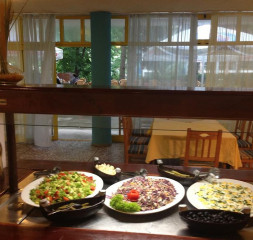 Restaurant_Buffet_1.jpg