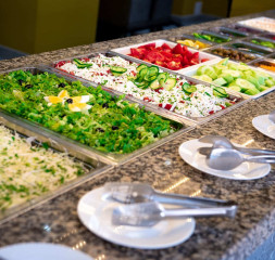 Restaurant_Buffet_1.jpg