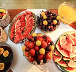 Restaurant_Buffet_1.jpg