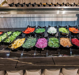 Restaurant_Buffet_1.jpg