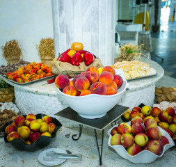 Restaurant_Buffet_1.jpg