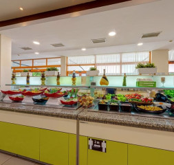 Restaurant_Buffet_1.jpg