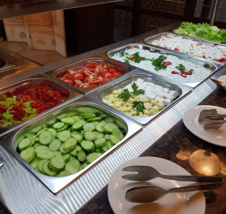 Restaurant_Buffet_1.jpg
