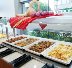 Restaurant_Buffet_1.jpg