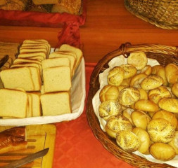 Restaurant_Buffet_1.jpg