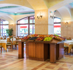 Restaurant_Buffet_23.jpg
