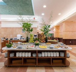 Restaurant_Buffet_26.jpg