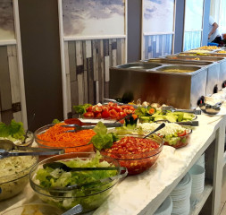 Restaurant_Buffet_2.jpg