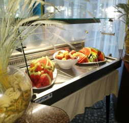 Restaurant_Buffet_2.jpg