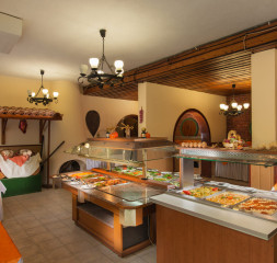 Restaurant_Buffet_2.jpg