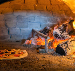 Restaurant_Buffet_2.jpg
