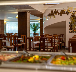 Restaurant_Buffet_2.jpg