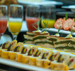 Restaurant_Buffet_2.jpg