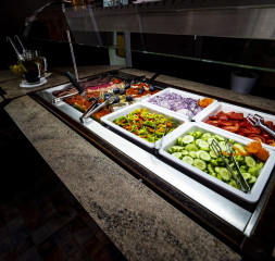 Restaurant_Buffet_2.jpg
