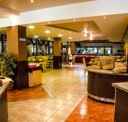 Restaurant_Buffet_2.jpg