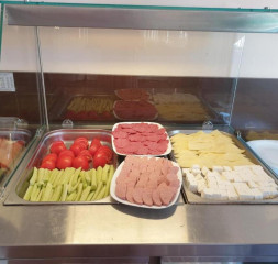 Restaurant_Buffet_3.jpg