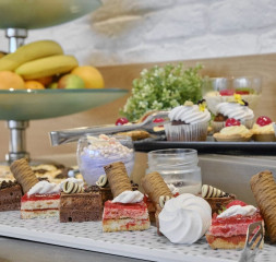 Restaurant_Buffet_3.jpg