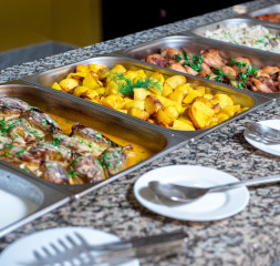 Restaurant_Buffet_3.jpg