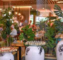 Restaurant_Buffet_3.jpg