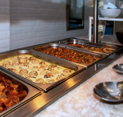 Restaurant_Buffet_3.jpg