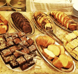 Restaurant_Buffet_3.jpg