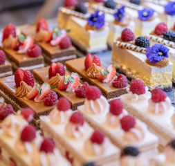 Restaurant_Buffet_4.jpg