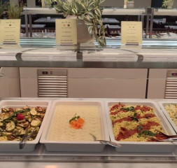 Restaurant_Buffet_4.jpg