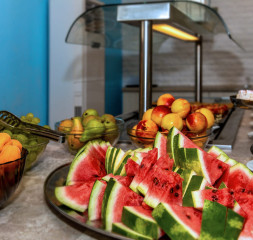 Restaurant_Buffet_4.jpg