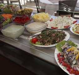 Restaurant_Buffet_4.jpg