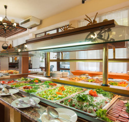 Restaurant_Buffet_4.jpg