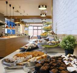 Restaurant_Buffet_5.jpg