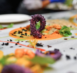 Restaurant_Buffet_5.jpg