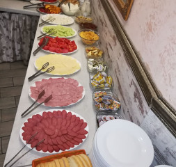 Restaurant_Buffet.jpg