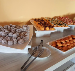 Restaurant_Buffet.jpg
