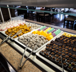 Restaurant_Buffet_6.jpg