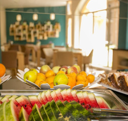 Restaurant_Buffet_6.jpg
