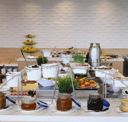 Restaurant_Buffet_6.jpg