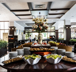 Restaurant_Buffet_7.jpg
