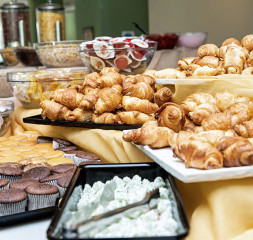 Restaurant_Buffet_7.jpg