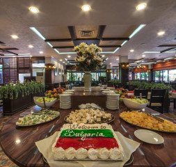Restaurant_Buffet_8.jpg