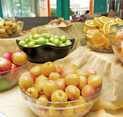 Restaurant_Buffet_8.jpg