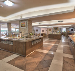 Restaurant_Buffet.jpeg