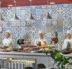 Restaurant_Buffet.jpg