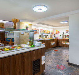 Restaurant_Buffet.jpg