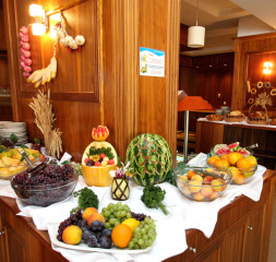 Restaurant_Buffet.jpg