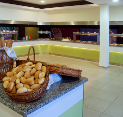 Restaurant_Buffet.jpg